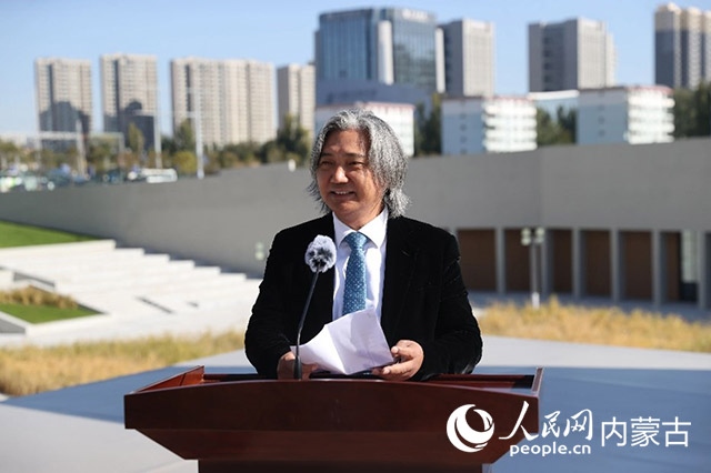 全國政協(xié)副秘書長、民盟中央專職副主席、中國美術(shù)館館長、中國城市雕塑家協(xié)會主席吳為山開幕致辭。王劭凱攝