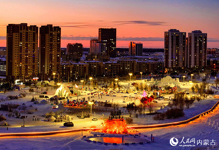 2024年12月20日拍攝的呼倫貝爾市城市越野滑雪公園景色（無人機(jī)照片）。王正攝