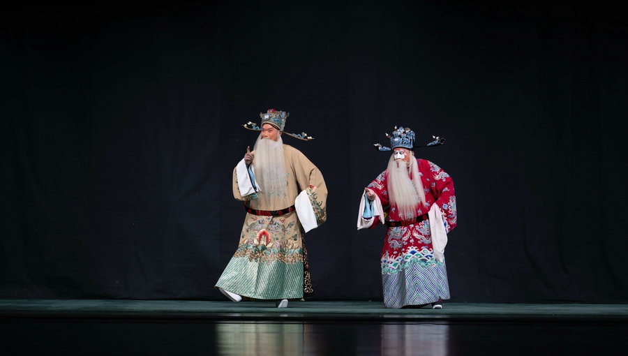 1711101514104661.jpg 0c96229ba7c836090d159a55636e285.jpg