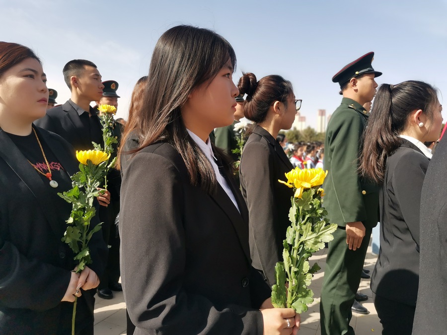 1712133528122773.png 642.png