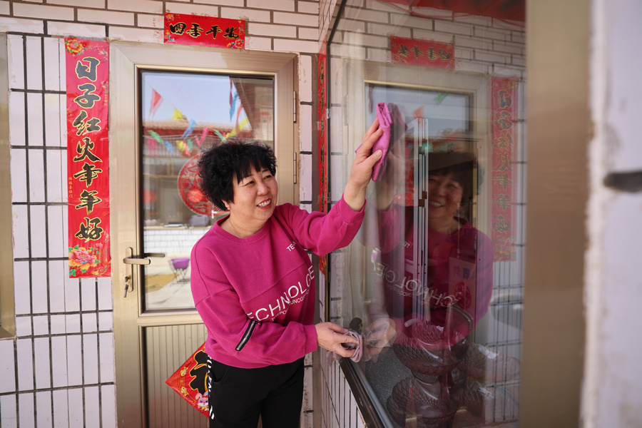 1749208872401572.jpg 張春梅5.JPG