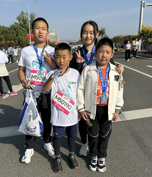 1758429470103018.jpg 馬拉松2.jpg