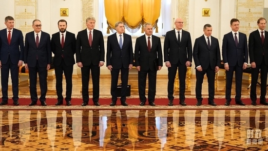  △參加歡迎儀式的俄方代表。（總臺(tái)國(guó)廣記者李晉拍攝）