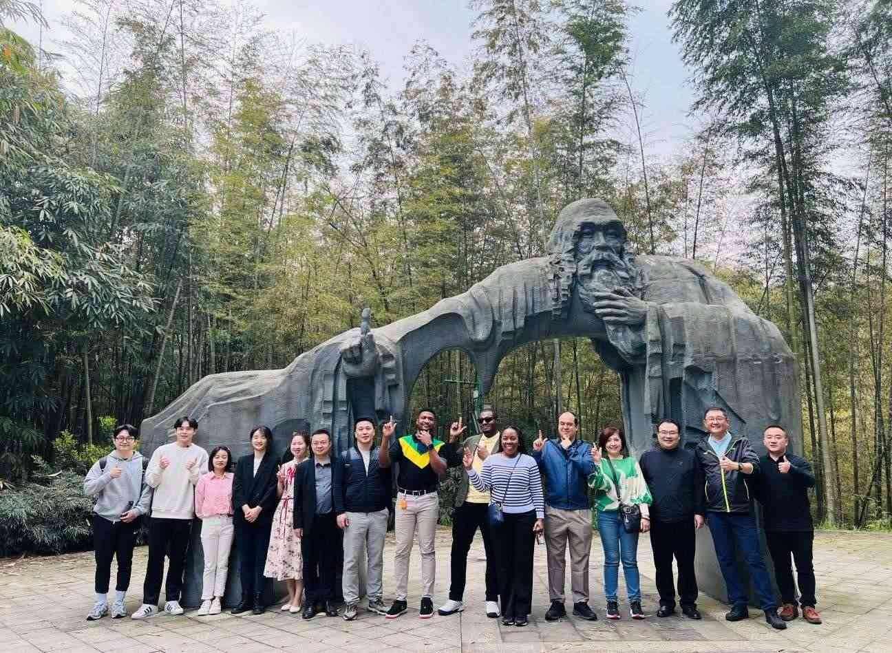 Guizhou Echo | 這一波，貴州又圈“國(guó)際粉”了