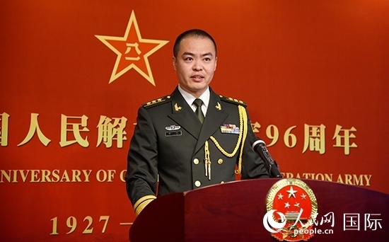 中國駐瑞典大使館李珂副武官致辭。人民網記者 殷淼攝