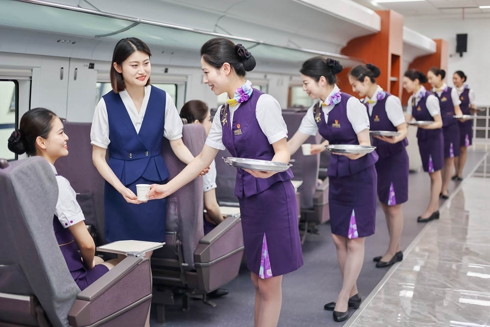 形象儀態(tài)塑造。