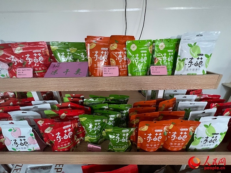 各種凍干食品。人民網(wǎng)記者 常雪梅攝