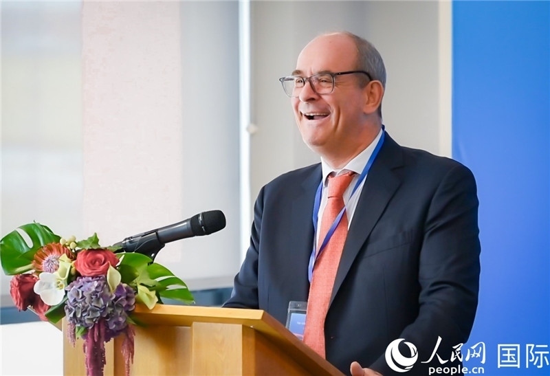 圖為倫敦?戶港代表致辭。人民網(wǎng) 郭錦標(biāo)攝