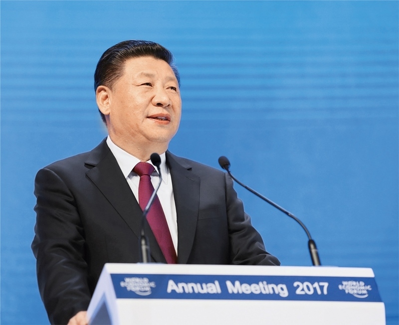 2017年1月17日，習(xí)近平主席在瑞士達沃斯國際會議中心出席世界經(jīng)濟論壇2017年年會開幕式，并發(fā)表題為《共擔(dān)時代責(zé)任 共促全球發(fā)展》的主旨演講。