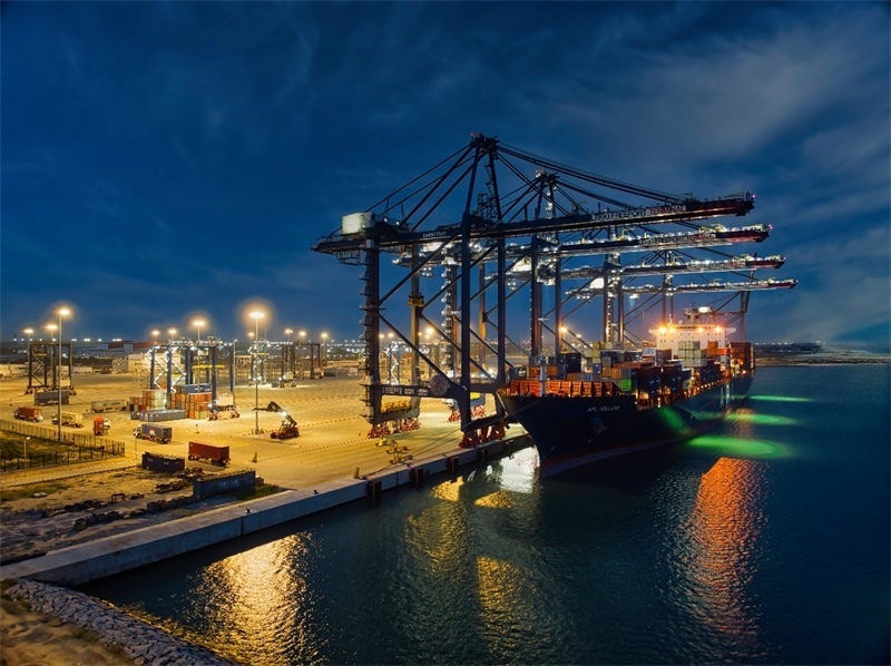 萊基港實行7×24小時裝卸作業(yè)機制。受訪者供圖