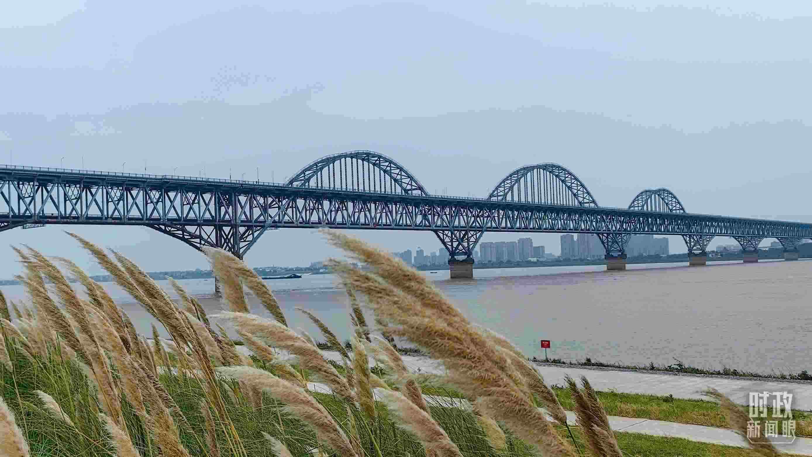 △長(zhǎng)江國(guó)家文化公園九江城區(qū)段。（總臺(tái)央視記者段德文拍攝）