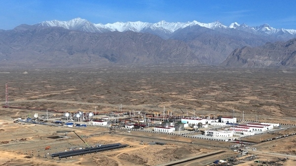 塔里木油田博孜天然氣處理廠。陳士兵 攝