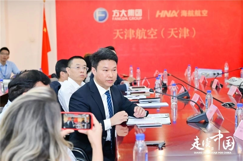 巴航工業(yè)大中華區(qū)商用飛機客戶支援經(jīng)理楊海波。主辦方供圖