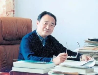 中年時(shí)的鐘萬(wàn)勰。大連理工大學(xué)供圖