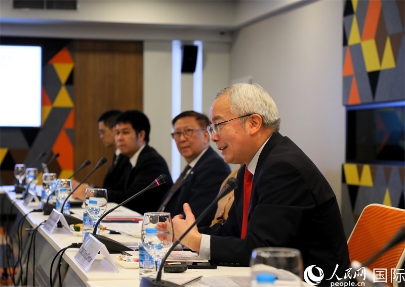 中國國際問題研究院副院長榮鷹致開幕辭。人民網(wǎng)記者 白元琪攝