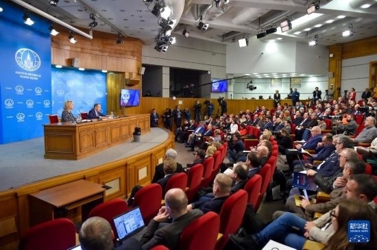 1月18日，在俄羅斯首都莫斯科，俄羅斯外長拉夫羅夫回答記者提問。新華社發(fā)（亞歷山大攝）