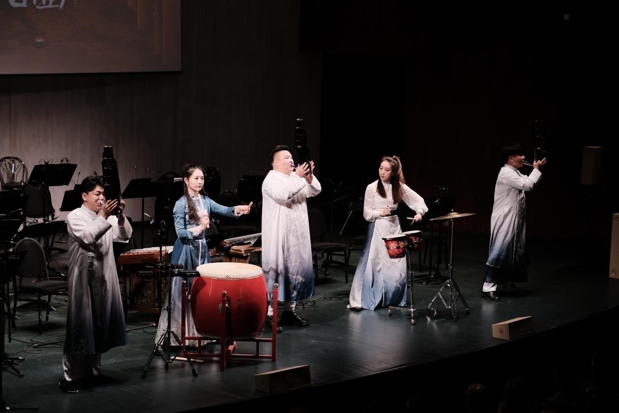 2024“歡樂春節(jié)”新春民族音樂會演出現(xiàn)場。于子恒攝