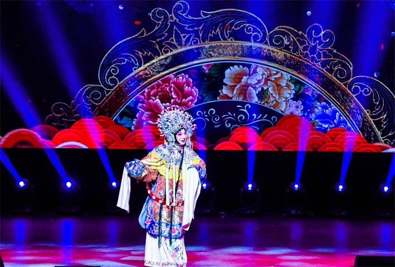 京劇梅派傳人胡文閣帶來《貴妃醉酒》。趙 靖攝