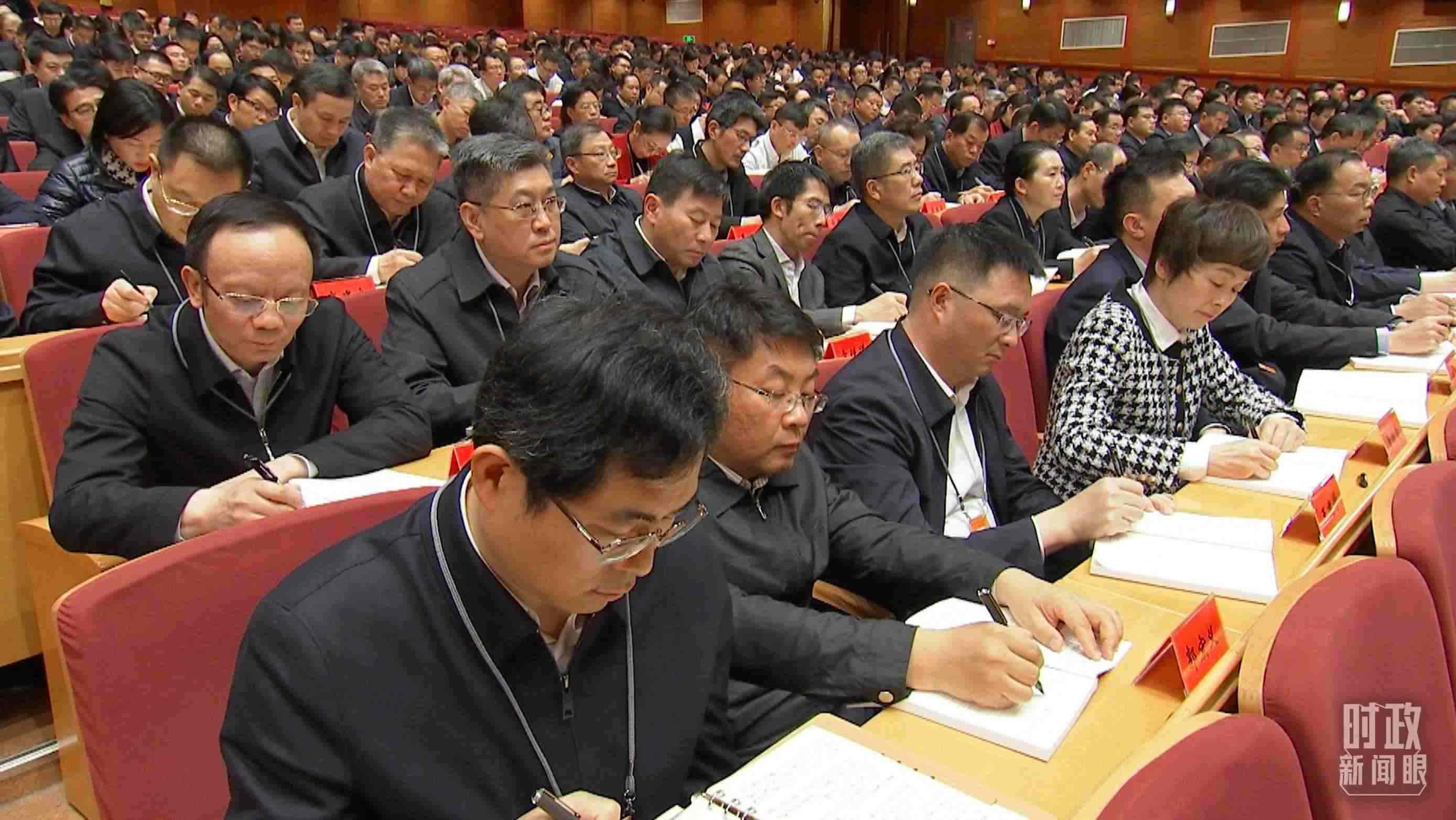 △中青年干部培訓班開班式現(xiàn)場。