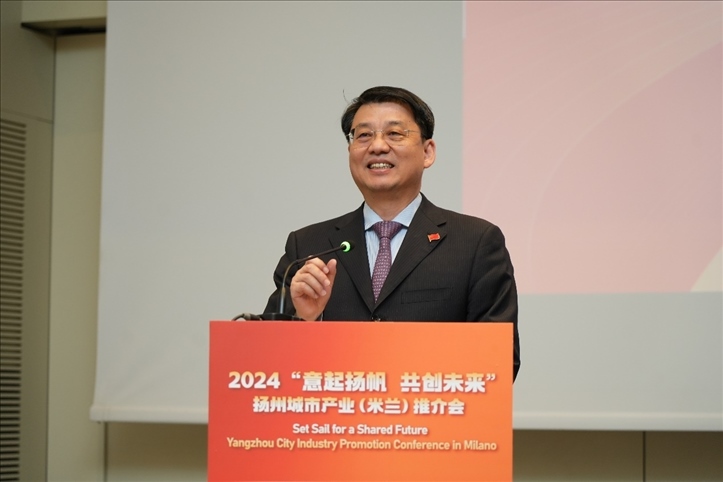 中國駐米蘭總領(lǐng)事劉侃寄語中意合作揚(yáng)帆遠(yuǎn)行。 主辦方供圖
