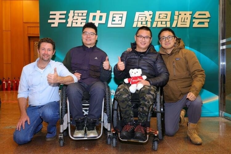 遇見中國(guó)丨在華生活二十年的美國(guó)人譚嘉煦：想用手搖車走遍中國(guó)