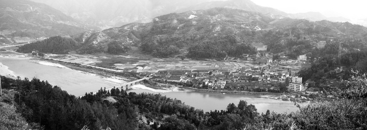 搬遷前的景寧外舍村。供圖 共享聯(lián)盟·景寧