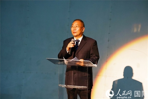 四川省文化和旅游廳副廳長王成平在活動現(xiàn)場進行旅游推介。人民網(wǎng)記者 陳海琪攝