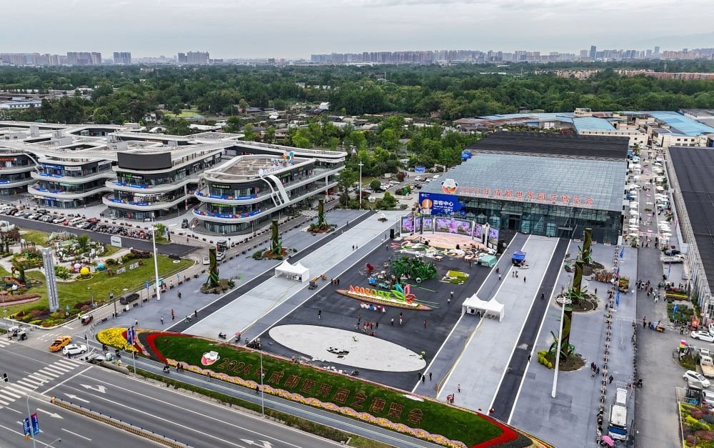 這是2024年4月23日拍攝的成都世園會(huì)郫都分會(huì)場（無人機(jī)照片）。新華社記者 王曦 攝