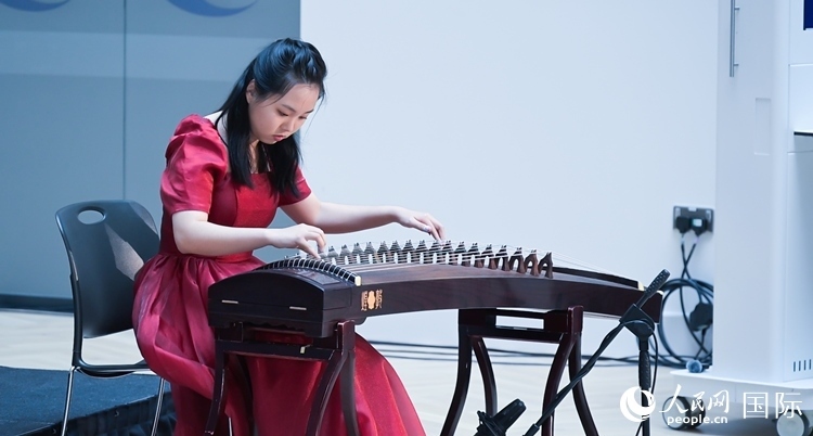 中英/北愛教育合作論壇現(xiàn)場。