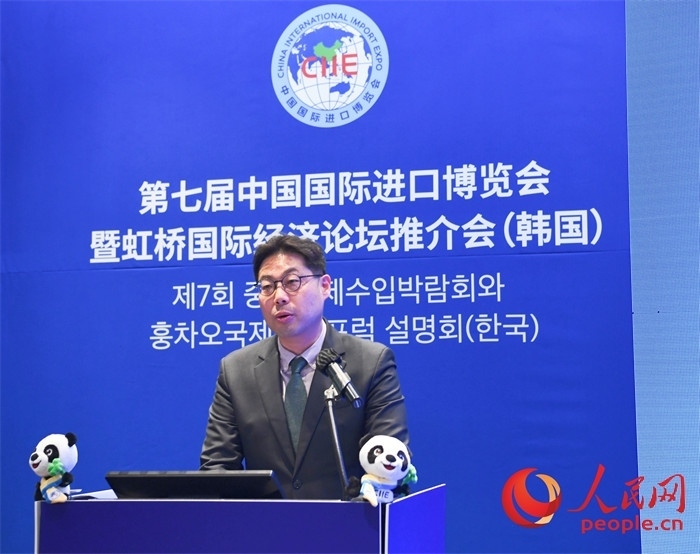 三養(yǎng)方圓集團副社長韓世爀發(fā)言。 人民網(wǎng) 程安康攝