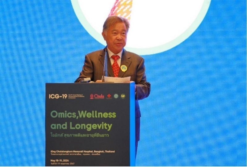 朱拉隆功大學(xué)醫(yī)學(xué)院副院長沃拉蘇克·肖特勒蘇克發(fā)表主旨演講。主辦方供圖