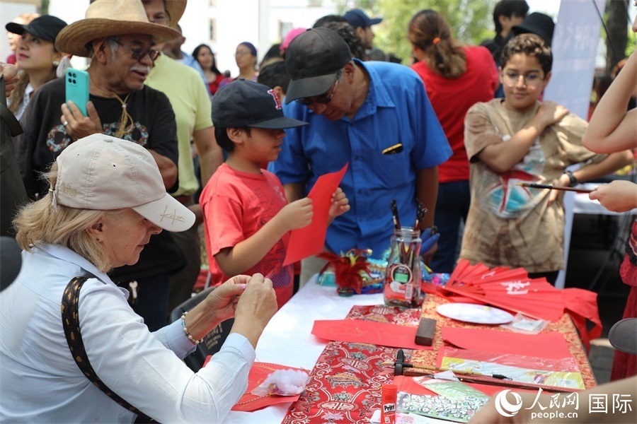 活動現(xiàn)場。人民網(wǎng) 埃內(nèi)斯托·多明戈斯攝