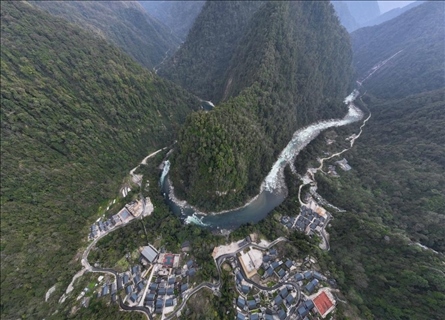 2023年3月10日，云南獨(dú)龍江航拍