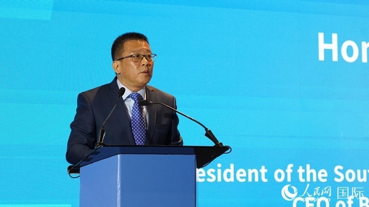 張朝陽(yáng)會(huì)長(zhǎng)致辭。人民網(wǎng) 劉暢攝