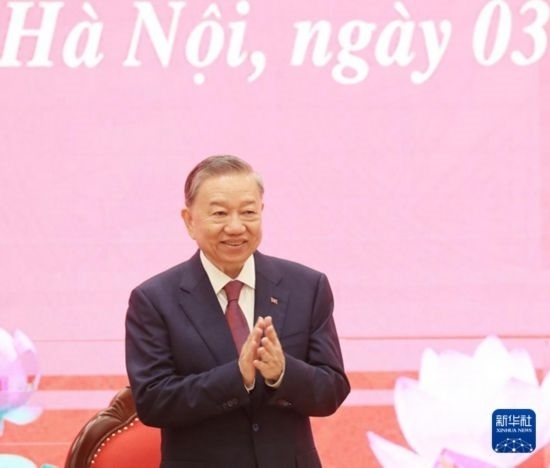 8月3日，在越南河內(nèi)，蘇林出席新聞發(fā)布會。新華社/越通社