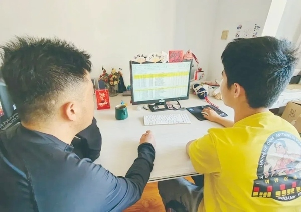 一起上課的畫面。北京航空航天大學(xué)供圖