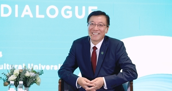 孫其信在2024世界農(nóng)業(yè)科技創(chuàng)新大會首場大咖對話上發(fā)言。中國農(nóng)業(yè)大學(xué)供圖