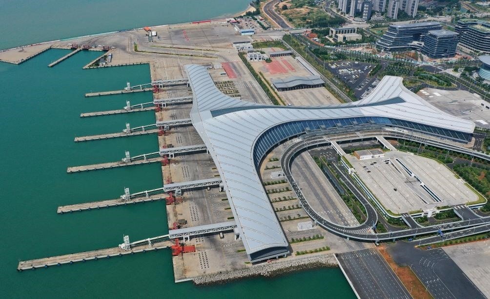 這是已經(jīng)停航的?？谛潞８郏?月4日攝，無人機照片）。新華社記者 郭程 攝