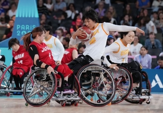 巴黎殘奧會｜“撞車、摔倒，我們都習慣了”