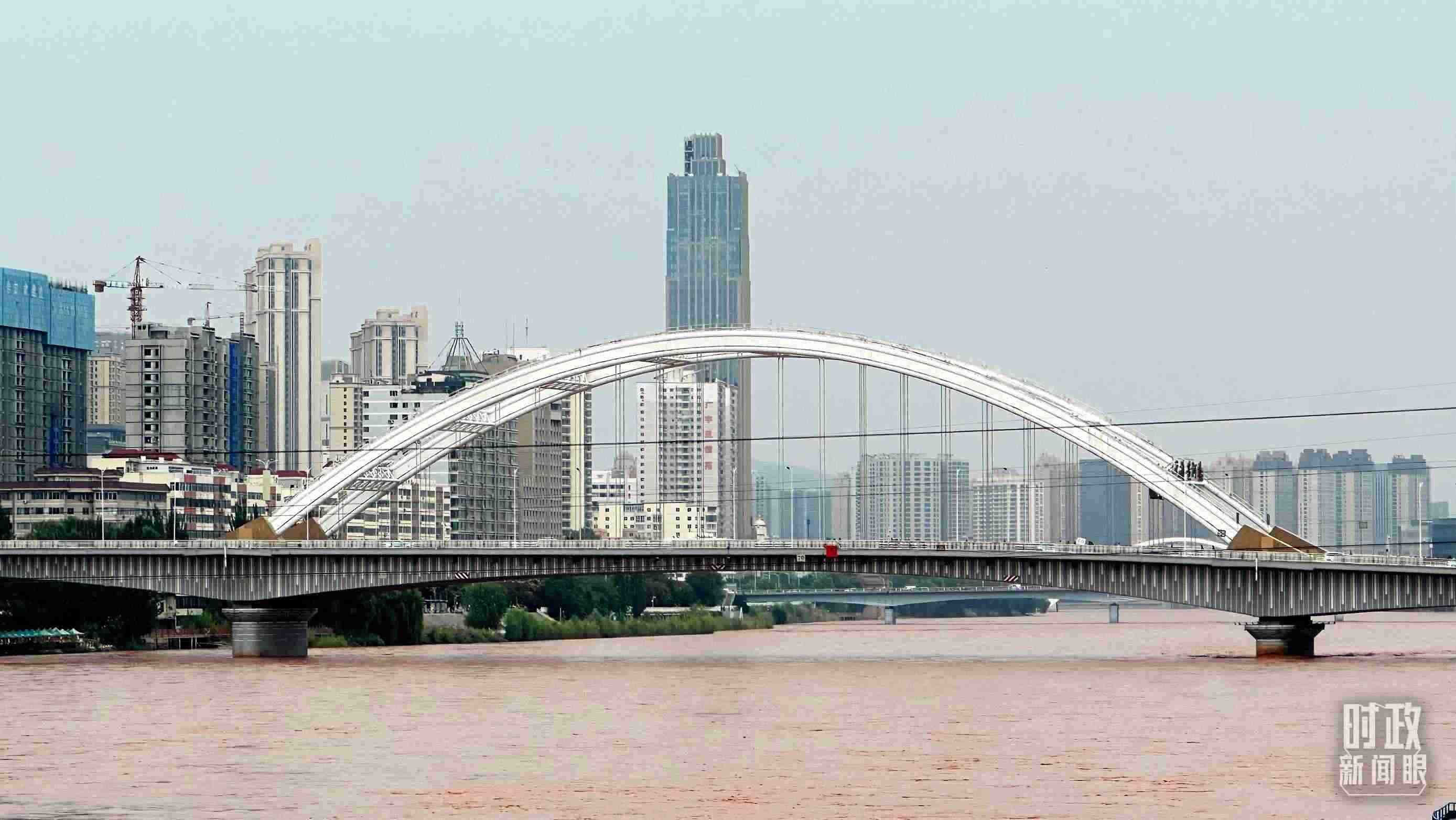 △黃河蘭州段。（總臺央視記者范一鳴拍攝）