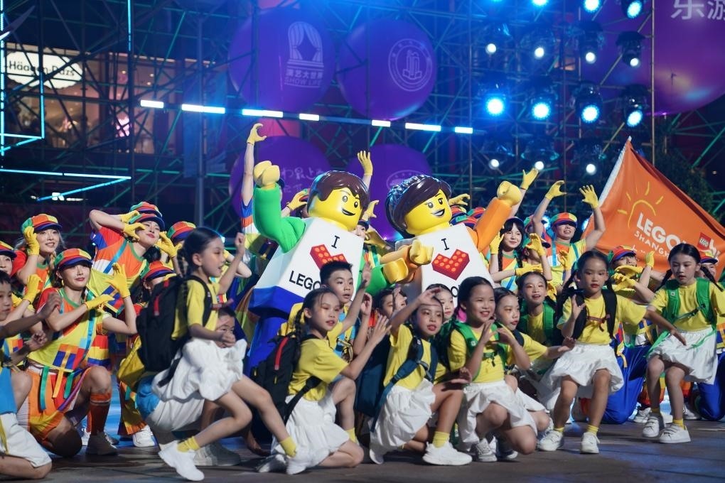 9月14日晚，演員在上海旅游節(jié)開幕式上表演。新華社發(fā)（陳浩明 攝）