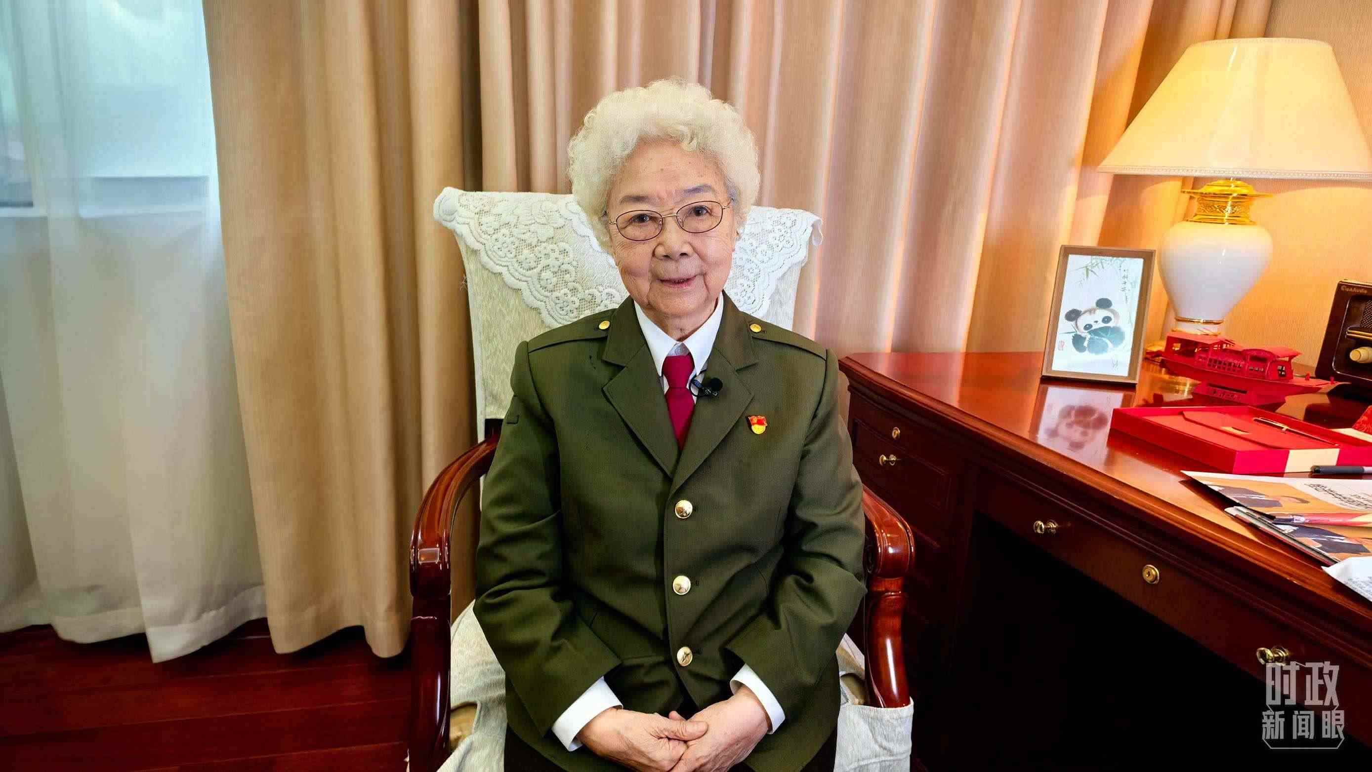 “人民藝術(shù)家”國(guó)家榮譽(yù)稱號(hào)獲得者田華。（總臺(tái)央視記者史偉拍攝）