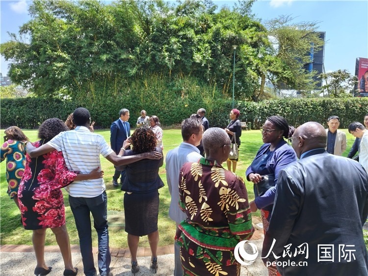 與會嘉賓在交流。陳哲攝