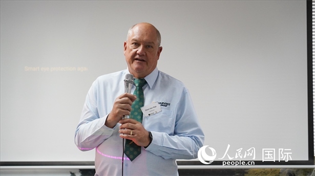 碩豐集團市場總監(jiān)迪恩·范·維克發(fā)言。人民網(wǎng) 張茜攝