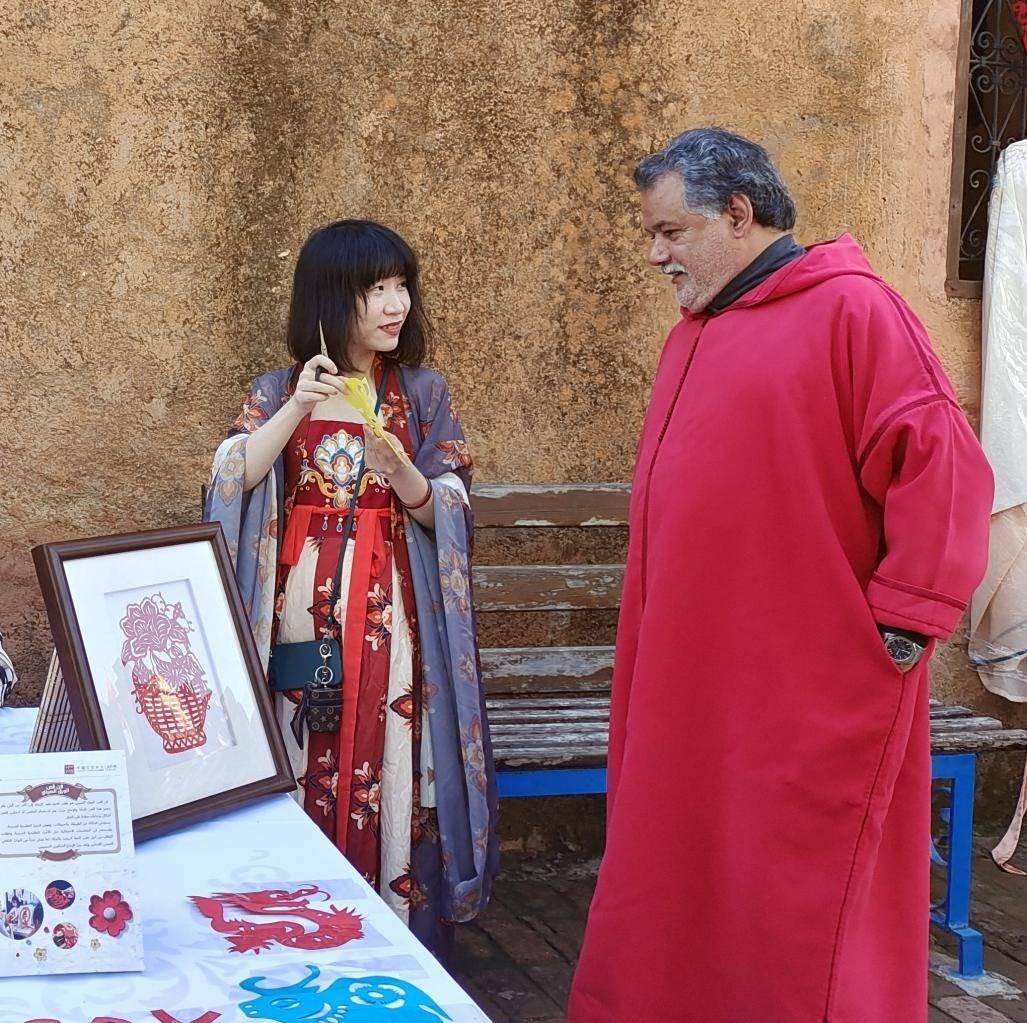 中國文化產(chǎn)品介紹。拉巴特中國文化中心供圖