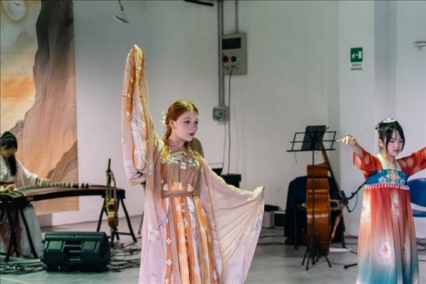 交流活動(dòng)現(xiàn)場(chǎng)。 中國(guó)駐意大利使館供圖