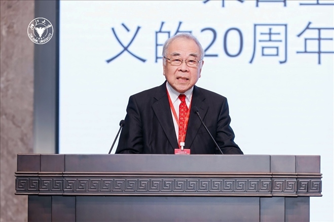 日本科學(xué)協(xié)會會長高橋正征致辭。浙江大學(xué)供圖