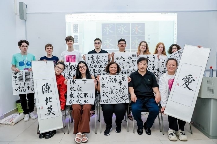 深北莫舉行文化交流活動(dòng)。深北莫供圖