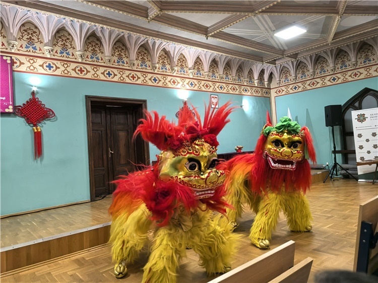 托倫雅蓋隆學(xué)院禮堂巡演現(xiàn)場。主辦方供圖。