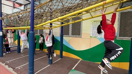 孩子從。校方供圖